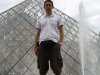 Musee_du_Louvre_Pyramide_03